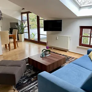  Apartment Charmante Dachgeschoss